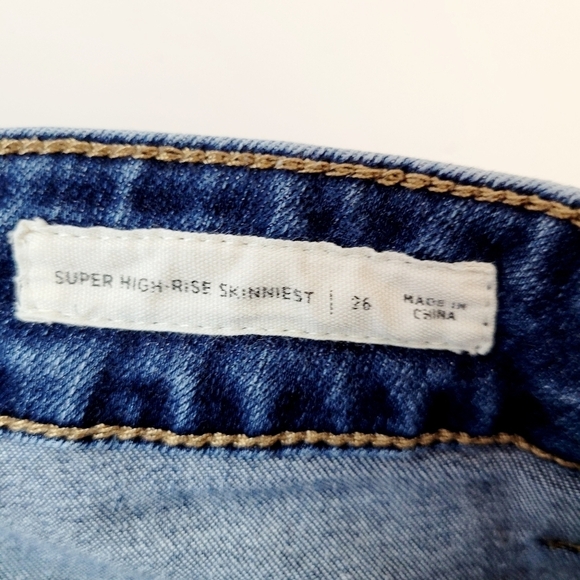 Pac Sun Super High Rise Skinniest Jeans Med Wash Size 26 Slimming - Picture 5 of 7